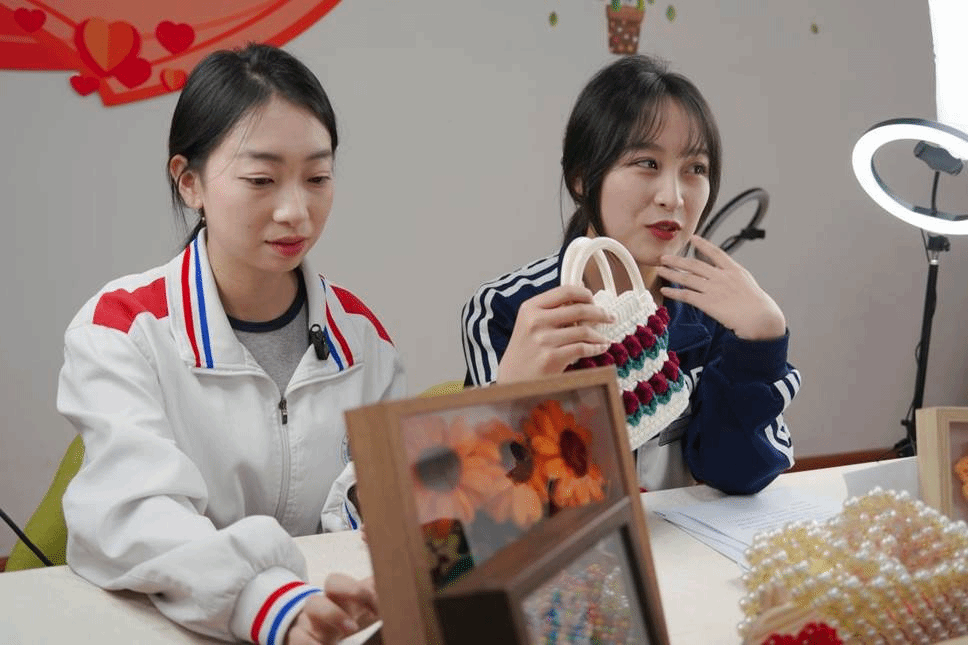 62d5df9c7ef22726fea2299c80d5be7